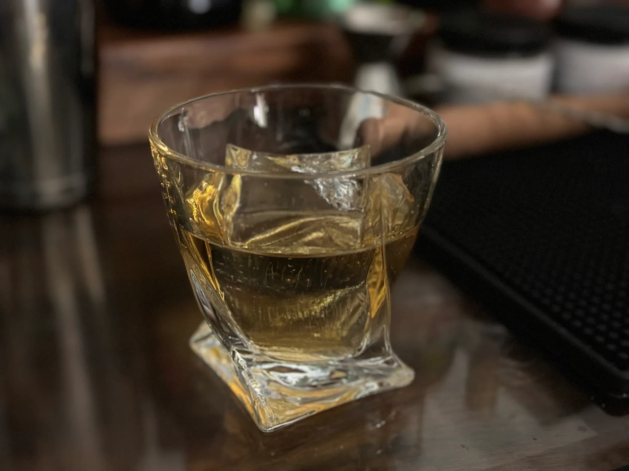 Whiskey Glass with Clear Cube